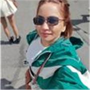 Expert in speaking english with science background