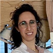 Ricercatrice offre lezioni di biologia cellulare e molecolare, biochimica, genetica e affini