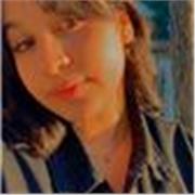 Studentessa di liceo linguistico, 18 anni, prima esperienza