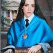 Profesora de Latín y Griego para bachillerato y preparación para la PAU.