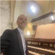 Insegnante di Organo, Pianoforte e Solfeggio