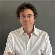 Laureato in Ingegneria Elettronica offre lezioni di Fisica Di Base, Ottica e Optoelettronica