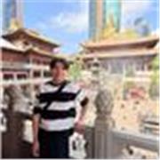 Cours de soutien scolaire mélangeant amusement et enseignement