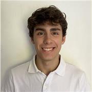 Estudiante de doble grado de física y química con experiencia de profesor de ciencias con alumnos de ESO y bachillerato
