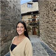 Profesora de lengua castellana y literatura ayuda de forma presencial, primaria y eso