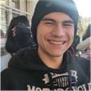 Estudiante de Historia y Filología Clásica, con experiencia impartiendo clases particulares, y una gran sensibilidad humanística