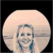 Dirección de RRHH, pedagoga, especialista en PNL, bilingüe - inglés/español.