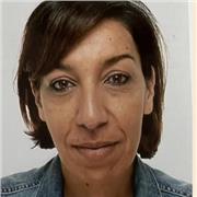 Actuellement en 3 eme année de licence sciences de l’éducation, je donne des Cours de soutien scolaire élémentaire collège et lycée. J’aide a la préparation des examens, méthodologie de travail. Préparation des examens oraux également. Je suis véhiculée