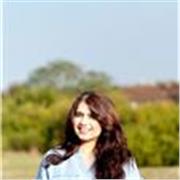 A motivated researcher and educator who loves making students fall in love with sciences! 