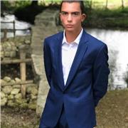 Bonjour,
je suis étudiant fraîchement sorti de deux anées de CPGE à Clémenceau à Nantes. Je rejoins l'année prochaine l'Ecole Centrale de Nantes. Je propose mon aide en donnant des cours particuliers le week-end par exemple à des élèves de tout niveau all