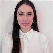 Neolaureata in lingue straniere impartisce ripetizioni di inglese, francese, spagnolo