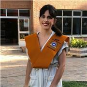 Arquitecta y profesora de materias como matemáticas, física, tecnología y dibujo técnico y arte. Me encuentro con capacidades suficientes para ejercer como docente y profesora de apoyo a estudiantes tanto de cursos de primaria como ESO y Bachillerato