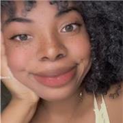 Profesora de Francés, nativo, también imparto clases de matemáticas , Castellano , geografía y Física para alumnos de secundaria y Bachillerato