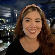 Tutora de biología, química, español, artística