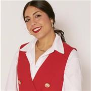 Profesora titulada con más de 3 años de experiencia con estudio de interiorismo propio.