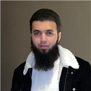 English tutor with basic level of French and Vietnamese. Love learning new languages and teaching