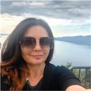 Salve,la mia madre lingua è  russa e potrei offrire le lezioni di russo.