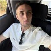 Estudiante de 5º de odontología, con bachillerato de ciencias de la salud y ESo
