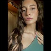 Studentessa offre ripetizioni in presenza e online per ragazzi