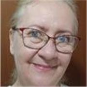 Professora de Português com experiência em aulas online e presenciais