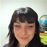 Profesora de nacionalidad española cursando el grado en filosofía y habiendo cursado un año el grado de lengua y literatura española se ofrece a dar clase de ambas disciplinas