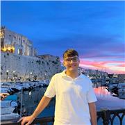 Mestre de català amb nivell C2 per a alumnes d'Educació Primària