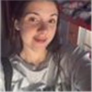 Estudiante de farmacia con C1 en inglés.
Matrícula de Honor en Bachillerato y en Biología en Farmacia.