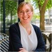 Professeure de français : grammaire, rédaction, analyse littéraire. Cherche étudiant pour lui transmettre le goût des mots.
