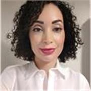Profesora de infantil y primaria también me dirijo a adultos sin nivel de inglés que quieran clases por las mañanas. 


