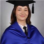 Profesora licenciada en Lengua Extranjera Inglés disponible para dar clases particulares a niños de primaria, online o presencial