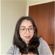 Professeure d'anglais certifiée TEFL avec 2 ans d'expérience propose des cours particuliers pour tous âges à Toulouse et en ligne.