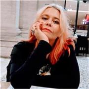 Profesora bilingüe de inglés y español ofrece clases particulares online y en Madrid para niños, adolescentes y adultos.