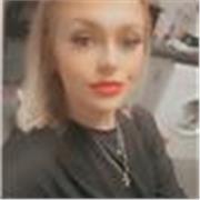 I am a native English speaker! I passed my GCSE’s and always excelled in English written and oral exams. I am very well spoken and always grammatically correct. This would be my dream job!