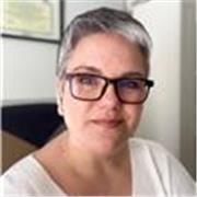 Profesora de inglés con mucha experiencia. Todos los niveles. Adolescentes, adultos y empresas. Preparación de exámenes de Cambridge. Online
