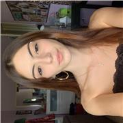 Soy una estudiante con nivel B2 de francés, por lo que puedo impartir clases de esta lengua a primaria, ESO y bachillerato.