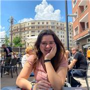 Universitaria de Deusto da clases de apoyo escolar a niñ@s hasta 4 de la ESO