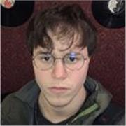 Studente di cinema con diploma liceale conseguito in Canada offre ripetizioni di Inglese (livello C2)