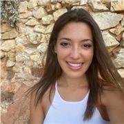 Profesora de imagen personal, ciencias, materias técnicas y teóricas. Me apasiona el mundo de la educación y enseñar mi profesión