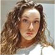 Profesora de inglés con título First Certificate