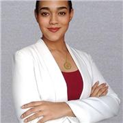 Profesora de apoyo escolar para reforzar diferentes temas del idioma. Metodología adaptada a niños, jóvenes y adultos