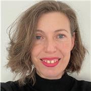 Expert UX/UI Graphic Design Tutor: Personalised Support for Your Academic Success