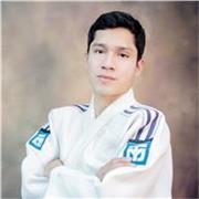 Profesor de español con enfoque en redacción formal y comprensión lectora para estudiantes y profesionales