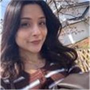 Apprenez l'anglais à votre rythme, en douceur :) Expérience à l'étranger auprès d'un public d'âge varié.