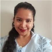 Profesional en Derecho, brinda clases para jóvenes y adultos en derecho, ciencias sociales y comunicación