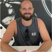 Spanish tutor, English with over 21 years living in Spain. Fluent in the language and looking to help people improve their Spanish