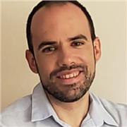 Ingeniero Superior con experiencia dando clases para secundaria, primaria y estudiantes de universidad. Doy clases de dibujo técnico por ordenador, matemáticas, física y química, termodinámica, y otros