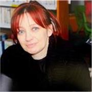Auteure de romans de fictions, je propose des ateliers d'écriture ou de correction.