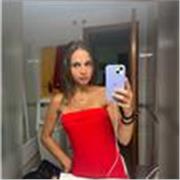 Me defino una persona organizada y responsable, podría dar clases a niños que no sepan mucho euskera y ayudarles en sus tareas. 