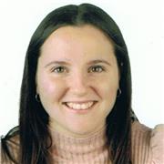 Profesora de francés imparte clases a principiantes e intermedios