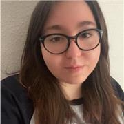 Profesora dedicada al inglés ofrece clases particulares tanto online como presencial